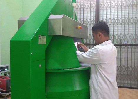 Mahasiswa Poltek Nuklir Raih Juara pada Ajang Kompetisi Jurnal Ilmiah Indonesia Nuclear Youth Society