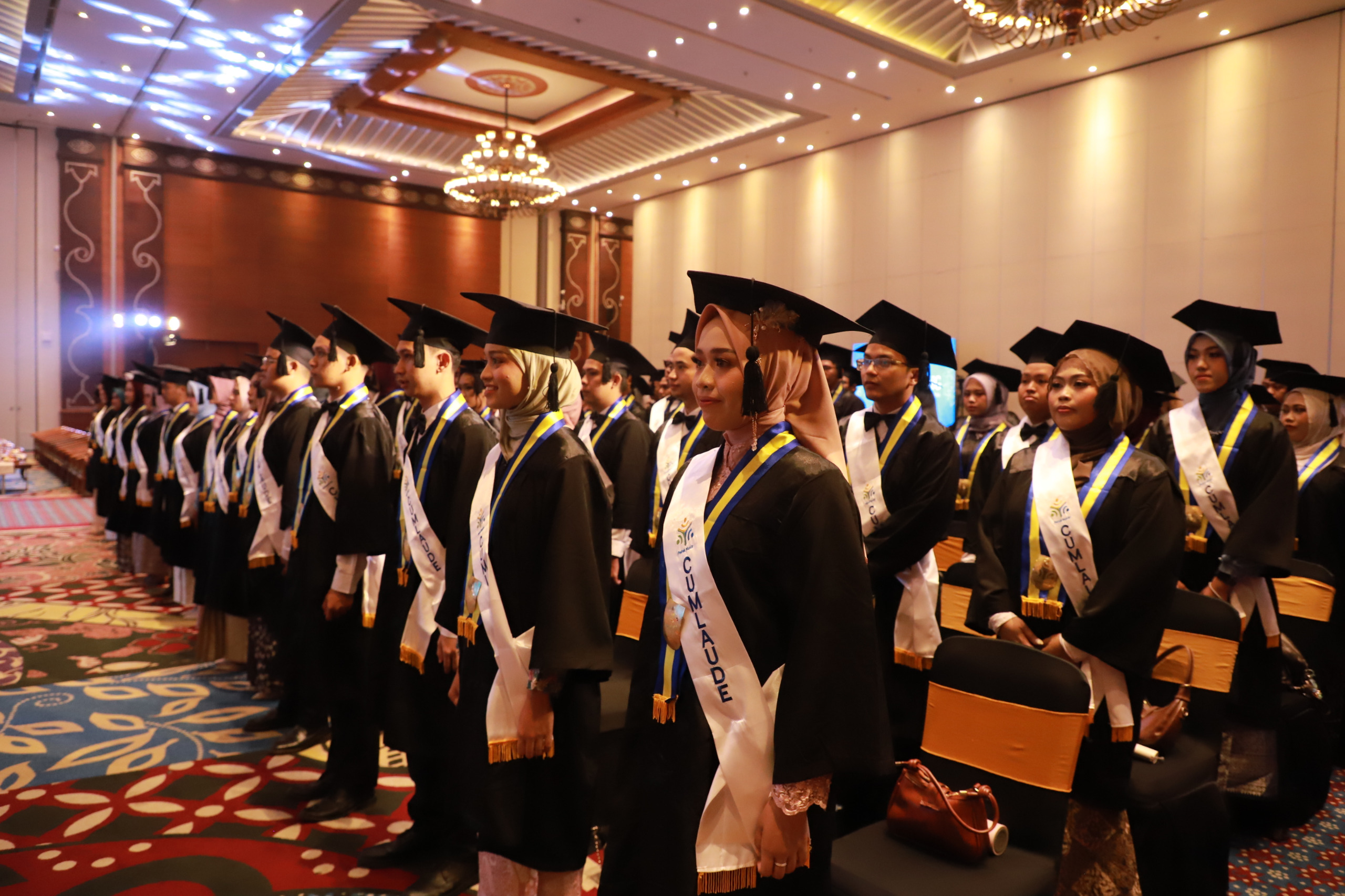Kepala BRIN Sampaikan Tiga Pesan untuk Wisudawan Poltek Nuklir 2026